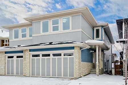 623 Kingsmere Way Airdrie, AB T4A 0X7