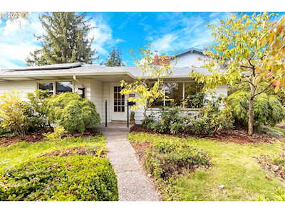 5209 SE 60th Ave #A Portland, OR 97206