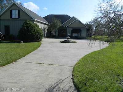 8145 W Wind Dr Irvington, AL 36544