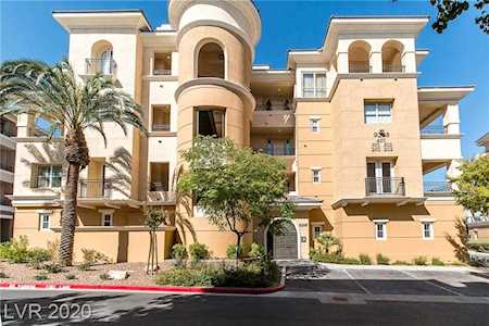 9208 Tesoras Dr #202 Las Vegas, NV 89144