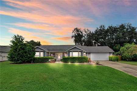 10211 Joanies RUN Leesburg, FL 34788