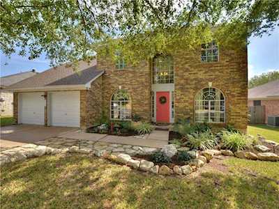 7517 Vol Walker DR Austin, TX 78749