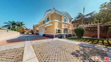 5803 Fullerton Avenue Buena Park, CA 90621