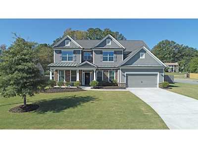 2150 Derbyshire Dr Marietta, GA 30064
