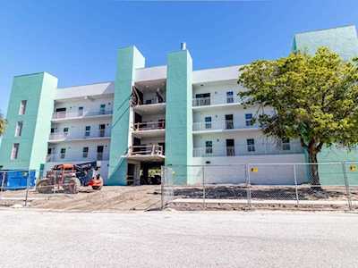15305 1st St E #304 Madeira Beach, FL 33708