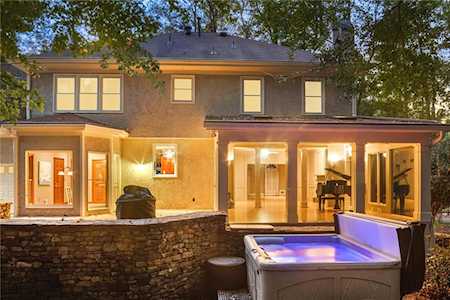 1395 Northcliff Trace Roswell, GA 30076