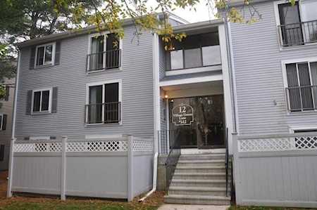 12 Village Green Ln #5 Natick, MA 01760