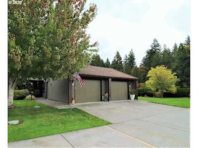 13830 NW 10th Ct #B Vancouver, WA 98685