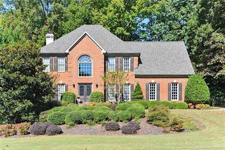 1875 Windsor Wood Dr Roswell, GA 30075
