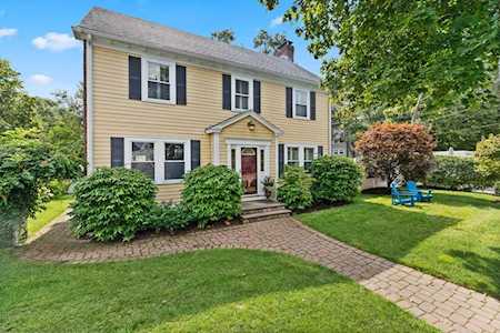 1736 Washington Street Newton, MA 02466
