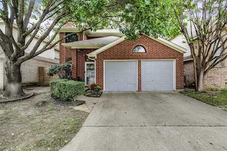2533 Bear Haven Drive Grapevine, TX 76051