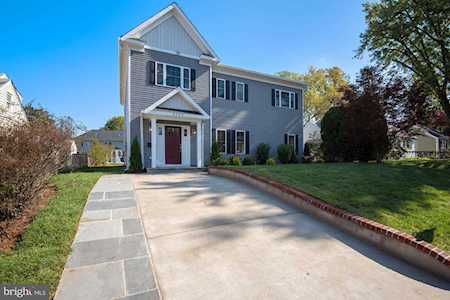 3209 Nottage Ln Falls Church, VA 22042