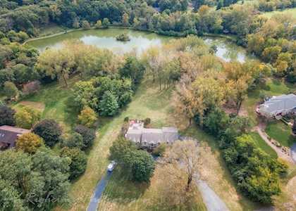 38W691 Mallard Lake Rd St. Charles, IL 60175