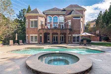 14601 Jockeys Ridge Dr Charlotte, NC 28277