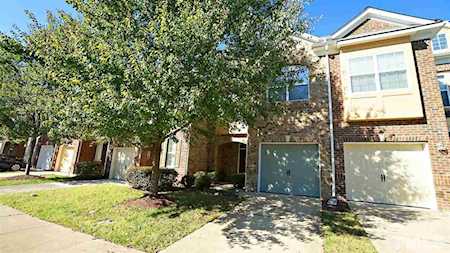 1724 Whirlaway Court Cary, NC 27519
