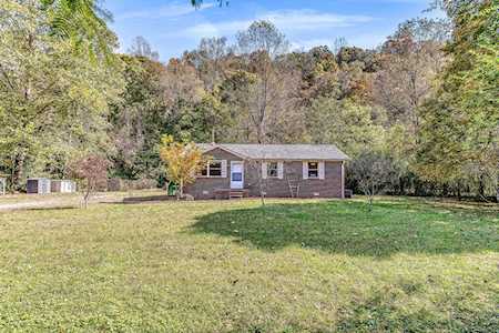 1415 Dry Creek Road Ashland City, TN 37015