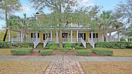 301 Hidden Bottom Ln Daniel Island, SC 29492