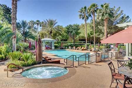 8736 Red Brook Dr #104 Las Vegas, NV 89128