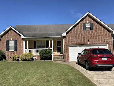 240 Green Hills Dr Springfield, TN 37172
