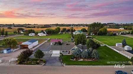 9380 Ruth Marie Drive Middleton, ID 83644-5667