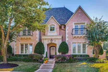 5803 Shady Oaks Drive Frisco, TX 75034