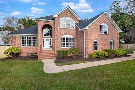 2500 La Mirage Ct Virginia Beach, VA 23456