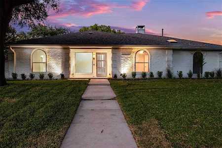 3701 Big Horn Trail Plano, TX 75075