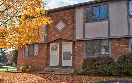 1906 Slaton Court Columbus, OH 43235