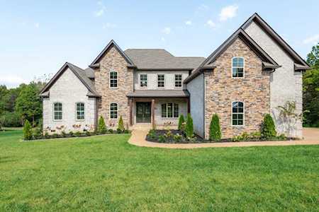 204 W Chandler Ct Mount Juliet, TN 37122