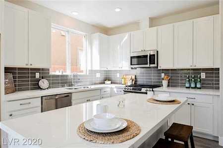 9285 Weeping Water Ave Las Vegas, NV 89178