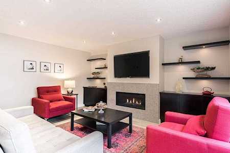 5986 Signal Ridge Heights SW Calgary, AB T3H 2N7