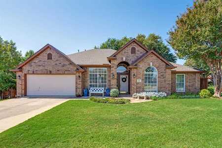 2813 Springbranch Court Grapevine, TX 76051