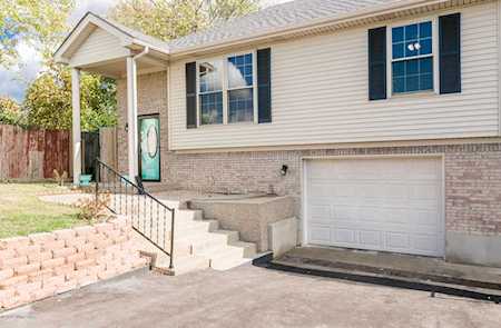 155 Hare Ln Mt Washington, KY 40047