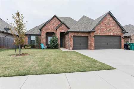 18501 Haslemere Ln Edmond, OK 73012