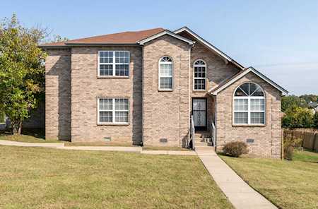252 Lake Forest Dr La Vergne, TN 37086