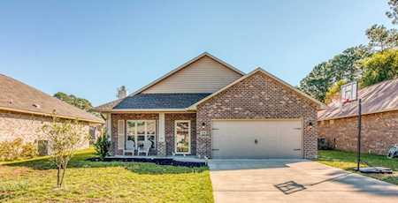 8326 New Orleans Court Navarre, FL 32566