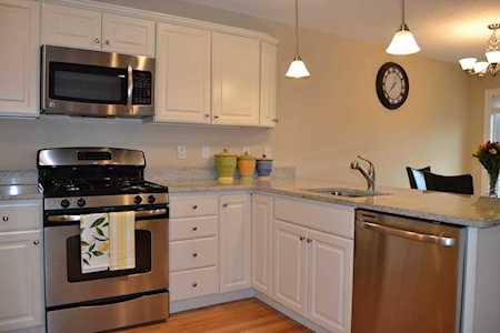 42 Longview Circle #44 Ayer, MA 01432