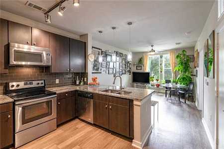 1900 Barton Springs RD #3021 Austin, TX 78704