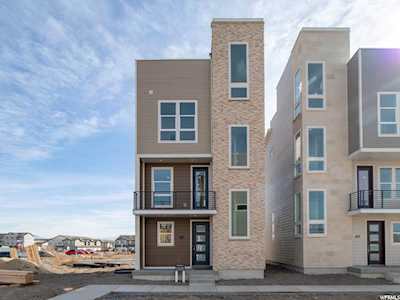 621 E 430 S American Fork, UT 84003