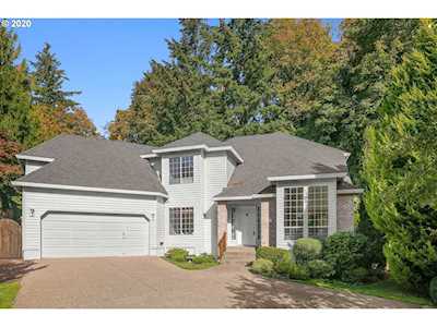 1684 NW Jennifer Pl Portland, OR 97229