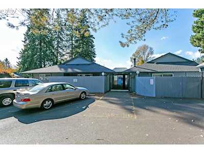 16830 SW Gleneagle Dr #26 Sherwood, OR 97140