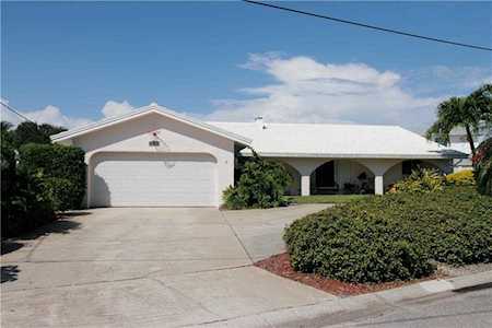 5920 Bahama WAY N St Pete Beach, FL 33706
