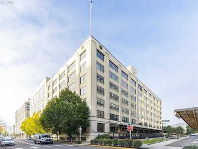1400 NW Irving St #413 Portland, OR 97209