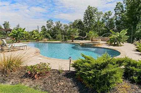 10230 Falling Leaf Dr Concord, NC 28027
