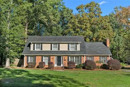 7300 Bedfordshire Dr Charlotte, NC 28226