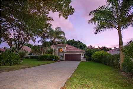 4851 Chardonnay Dr Coral Springs, FL 33067