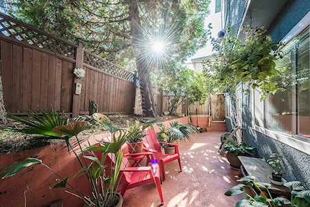 8622 Selkirk Street #100 Vancouver, BC V6P 4J3