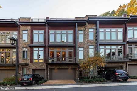 5204 Willet Bridge Ct Bethesda, MD 20816