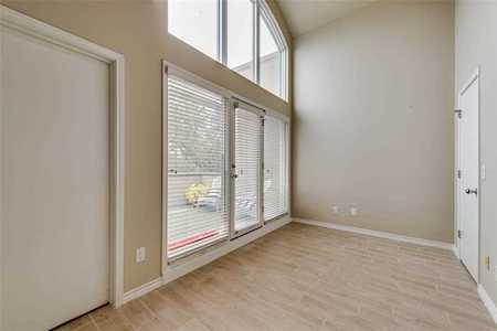4310 Buena Vista Street #7 Dallas, TX 75205