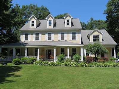 85 Carriage House Lane Wrentham, MA 02093